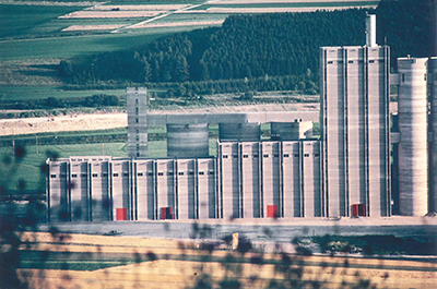 1970-Ofengebauede-Zementwerk